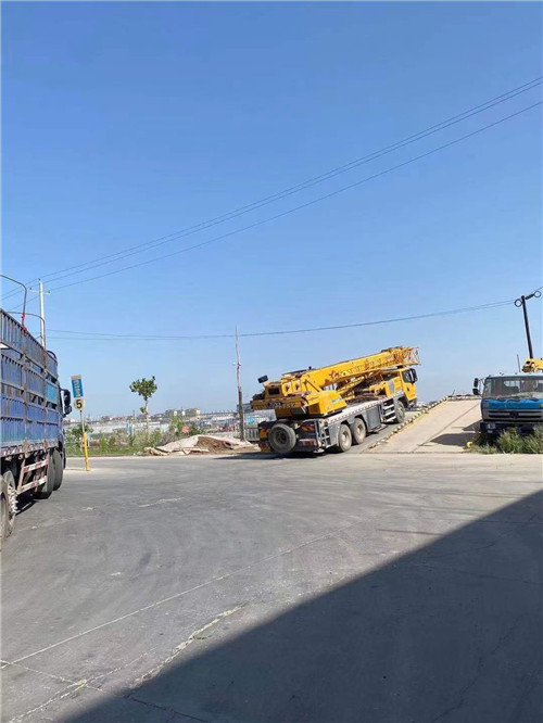 眉县25吨吊车的租赁价格大概是多少？